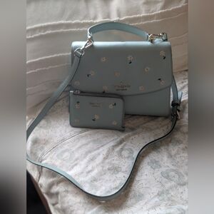 Blue Daisy Kate Spade Purse With Matching Card Holder